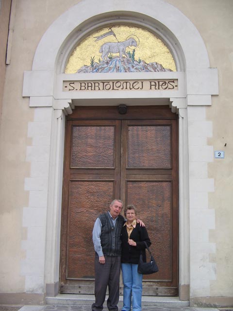 2008 - Odilon e Maria José em Chiarano na Igreja onde  os filhos de Giovanni e Regina foram batiz